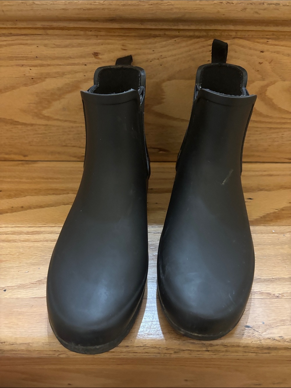 HUNTER Black Rain Boots - Slip-On Waterproof Chelsea Style